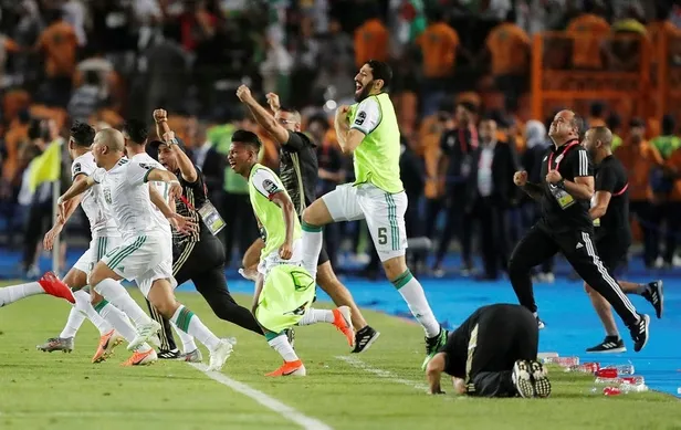 2019 Afrika Uluslar Kupası'nda Senegal'i 1-0 yenen Cezayir şampiyon oldu-1
