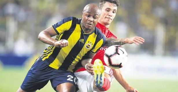 Cocu’nun umudu Ayew oldu