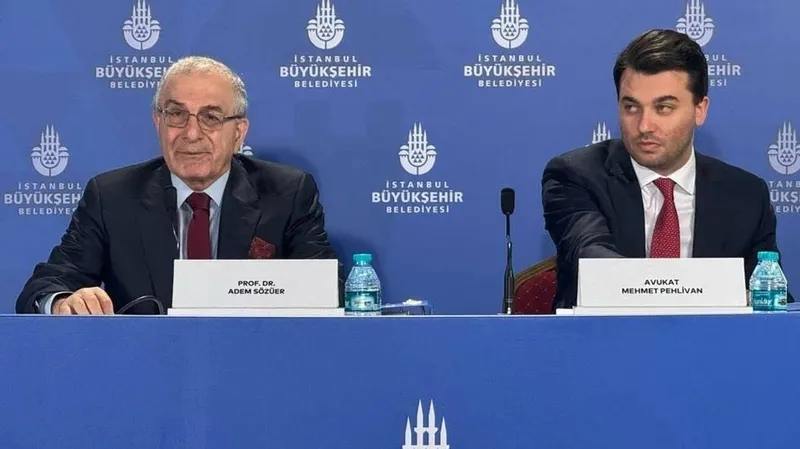 diplomasi-saibeli-olan-imamoglunu-avukatlari-da-kurtaramadi-hem-ikrar-hem-de-itiraf-takvimcomtr-usulsuzlugu-be-1740488158912.jpeg Diploması şaibeli olan İmamoğlu'nu avukatları da kurtaramadı (Takvim.com.tr)