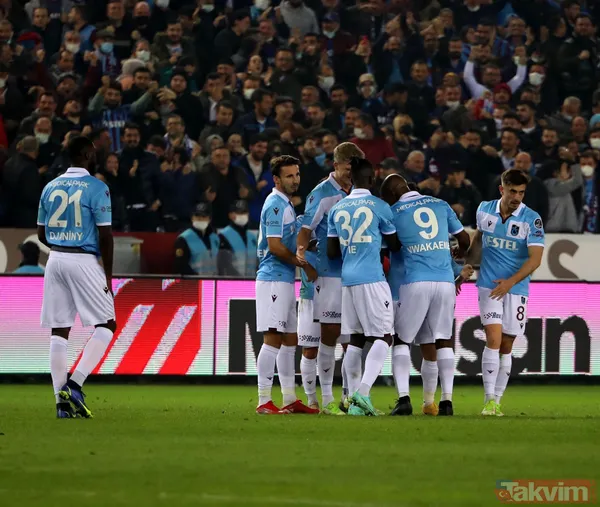 Lider Trabzon'a taraftarından tam destek! Trabzonspor - Gaziantep FK maçından renkli görüntüler... - 2