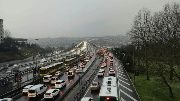 SON DAKİKA: İstanbul trafiğinde kar yoğunluğu-2