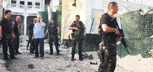 SOMALİ'DE TÜRK ELÇİLİK ÇALIŞANLARINA BOMBALI SALDIRI