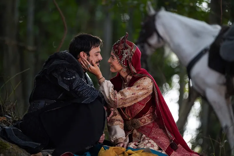 kurulus-orhan-2-bolumden-ipuclari-heyecan-zirvede-ortalik-karisiyor-1762247417688.jpg Kaynak: atv