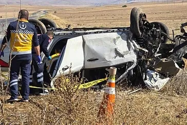 Otomobil takla attı: 3 ölü 2 yaralı