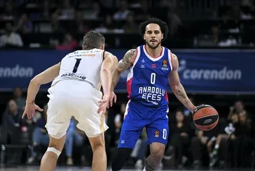 Anadolu Efes Real Madrid'e farklı kaybetti!