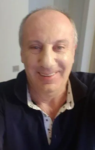 Mehmet Siyam Kesimoğlu, Muharrem İnce’ye kafa mı attı? Fotoğrafta dikkat çeken fondöten detayı