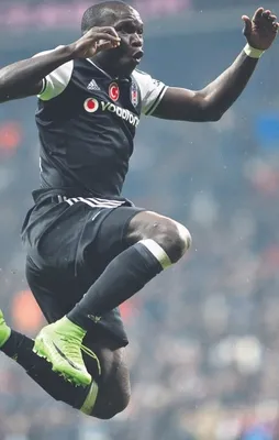 Aboubakar çok zor!