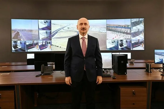Son dakika: Bakan Adil Karaismailoğlu: Türkiye'yi lider denizci ülke yapmak için çalışıyoruz