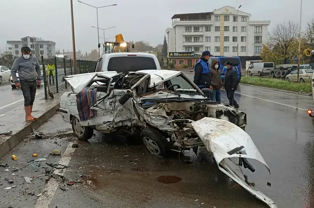 6 araç birbirine girdi! Yalova'da feci kaza: 1 ölü, 10 yaralı