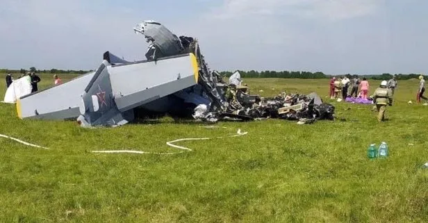 Son dakika: Rusya’da uçak düştü: Çok sayıda ölü ve yaralı var