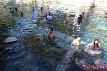 Beyaz cennet Pamukkale’de ara tatil hareketliliği