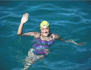 Manş denizini yüzerek geçti! Genç Türk’ten dev başarı