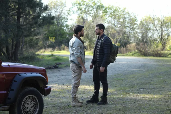 yalniz-kurt-15-bolum-2-fragmani-nefes-kesti-altay-kurtogluyla-tanismanizin-vakti-geldi-1651613577662.jpg Yalnız Kurt 15. bölüm 2. fragmanı nefes kesti: “Altay Kurtoğlu’yla tanışmanızın vakti geldi”-3