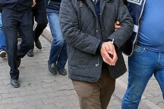 Balıkesir'de 4 FETÖ üyesi yakalandı