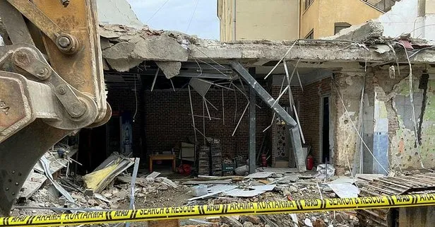 Son dakika: Malatya’da çöken 2 katlı binanın enkazından çıkarılan yaralıların durumu nasıl?