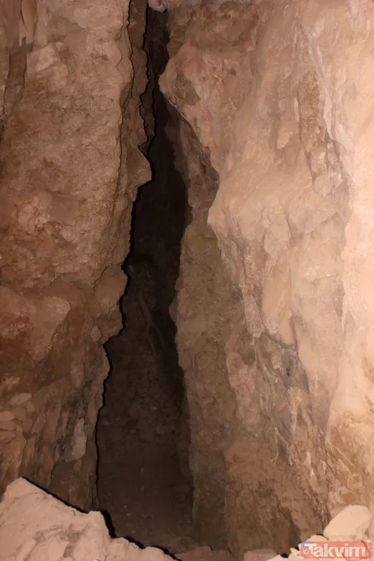 Karaman'da yerin 36 metre derinliğindeki mağarada 5 ay bekletilen Divle obruk peyniri çıkarılmadan yüzde 80'i satılıyor - 6