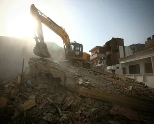 Müslümanlara alçak saldırı! Öldürdüler evlerini yıktılar