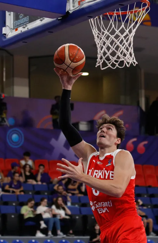 ergin-ataman-ve-furkan-korkmaz-gurcistandaki-olaylari-degerlendirdi-1662382859594.jpg Ergin Ataman ve Furkan Korkmaz Gürcistan'daki olayları değerlendirdi-5