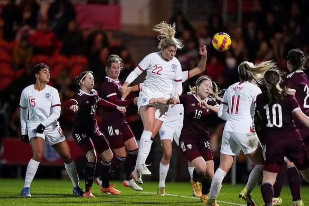 ingiltere-kadin-milli-takimidan-gol-yagmuru-letonyayi-20-0-yendiler-1638307516762.jpeg İngiltere Kadın Milli Takımı'dan gol yağmuru! Letonya’yı 20-0 yendiler-1