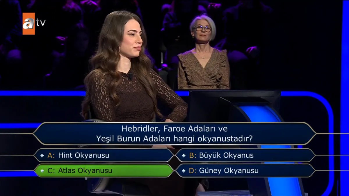 milyonerde-iki-joker-yaktiran-o-ilginc-sorunun-cevabi-sasirtti-1784494479994.png "Hangisi hem kalpsiz hem beyinsizdir?" İki joker yaktıran o ilginç sorunun cevabı şaşırttı! Seyircilerin çoğu cevabı bildi-3