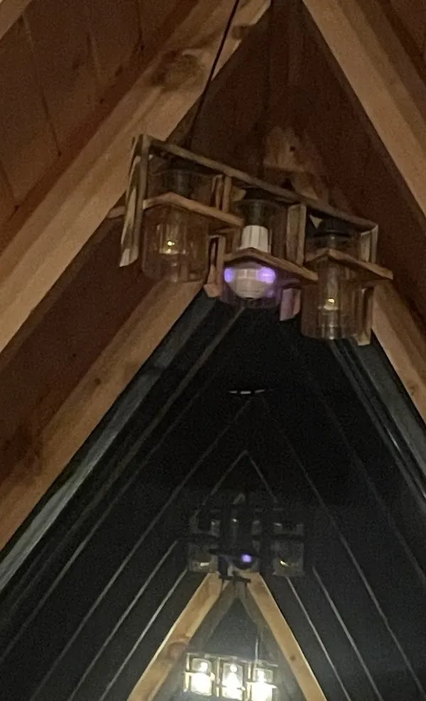 turkiye-bu-olayi-konusuyor-bungalovda-gizli-kamera-skandali-ampulun-icine-yerlestirmisler-polis-incelemesine-a-1744649348678.jpeg ungalovda gizli kamera skandalı: Tüm elektronik eşyalar polis incelemesinde. (İHA)