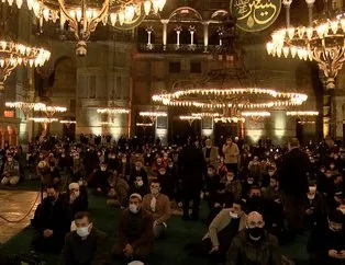 Ayasofya Camii’nde muhteşem gece