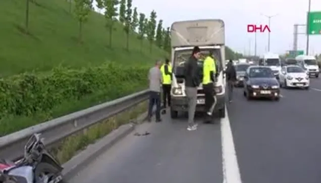 TEM Otoyolu'nda feci kaza!