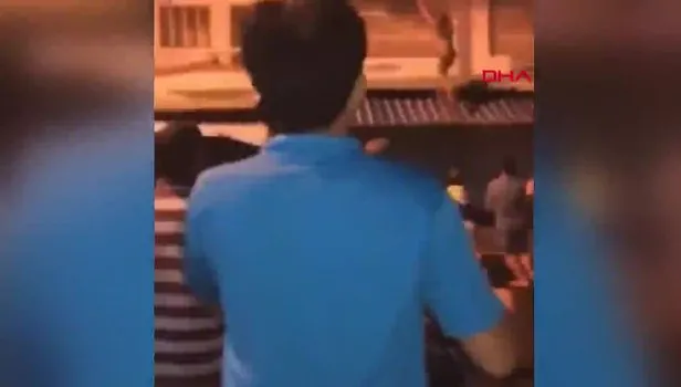 Son dakika: Yangında can pazarı! Kurtulmak için aşağıya atladılar.... İşte o anlar