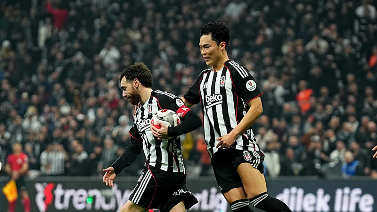 Yenilenen Kartal evinde kayıp! Beşiktaş - Alanyaspor: 2-2 | MAÇ SONUCU