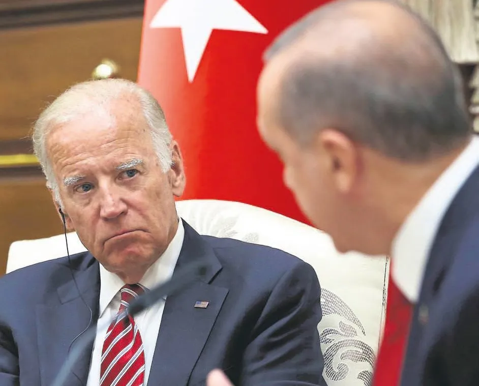 Karizmayı toparlıyor