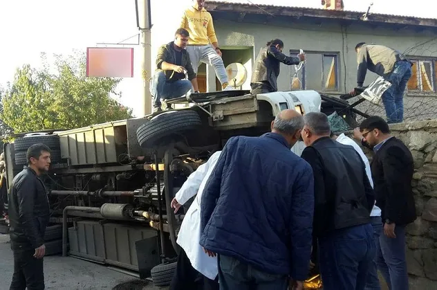Uşak'ta feci kaza! Çok sayıda yaralı var!