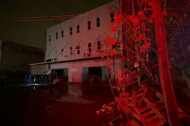 Kocaeli'de etiket fabrikasında yangın