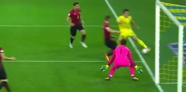 İlk gol ofsayt ikinci gol aut!-2