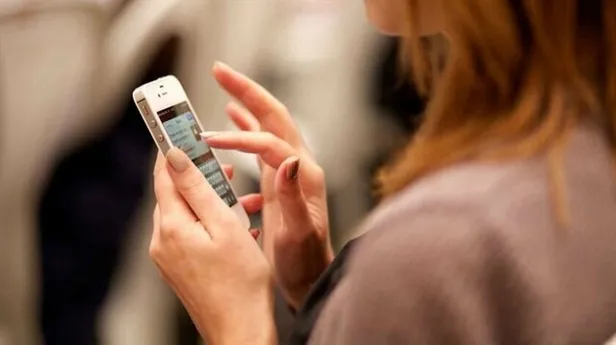 bankada-buyuk-skandal-musteri-bilgilerini-el-altindan-satmislar-1599459589231.jpg Dev bankadan büyük skandal! Müşteri bilgilerini el altından...-1