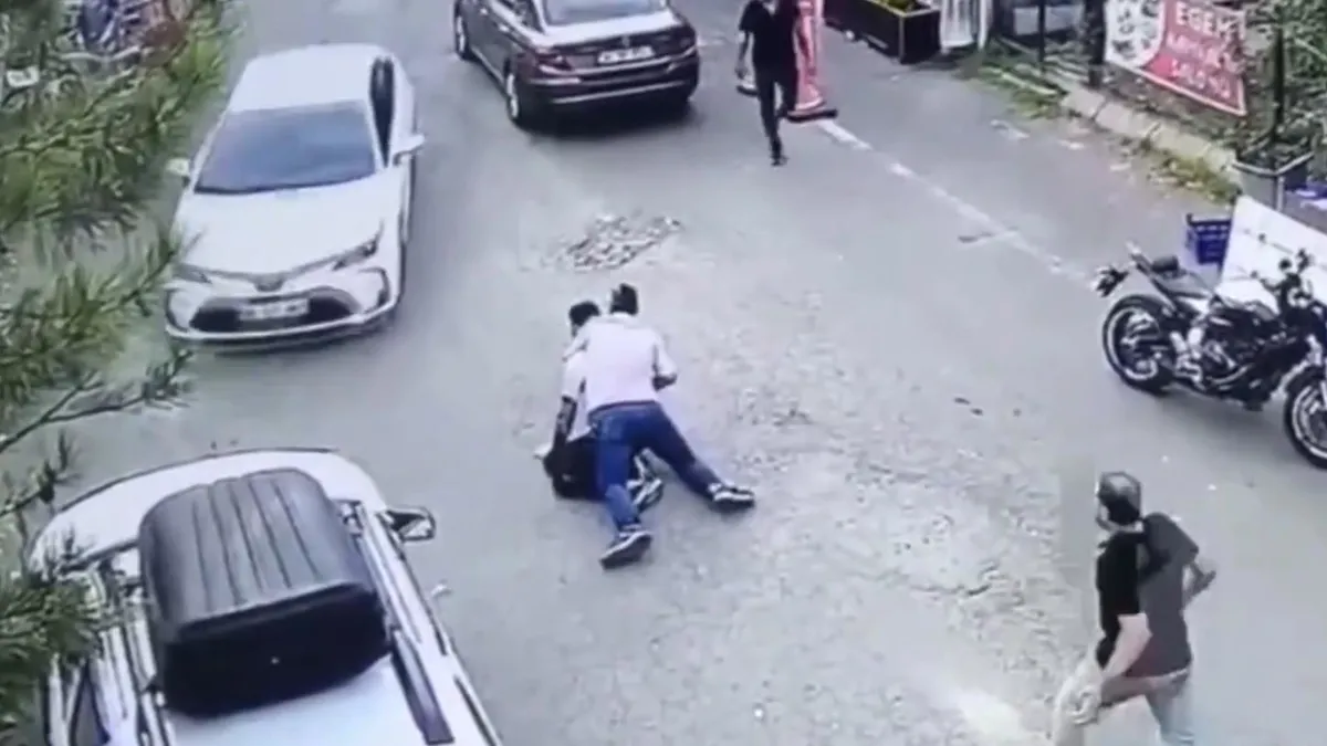 Kuyu-24 operasyonunda 5 kişi yakalandı! Görüntüleri ortaya çıktı: Türk polisi çetelerin tepesine böyle biniyor