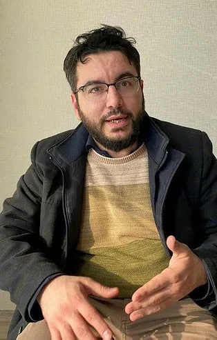 Diyarbakır'da görevli doktor Metin Er boşanmak için Avukat abisini tuttu! Hem dosyadan hem parasından oldu