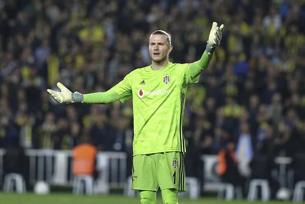 loris-karius-milanoyu-fethetti-can-yamanin-eski-sevgilisi-diletta-leotta-ile-1670835181857.jpeg Loris Karius, Milano'yu fethetti! Can Yaman'ın eski sevgilisi Diletta Leotta ile...-2