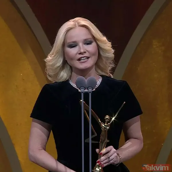 Müge Anlı’dan Çağla Şıkel açıklaması! Canlı yayında suskunluğunu bozdu: “Bazı insanlar konuşulanı anlamıyor” - 7