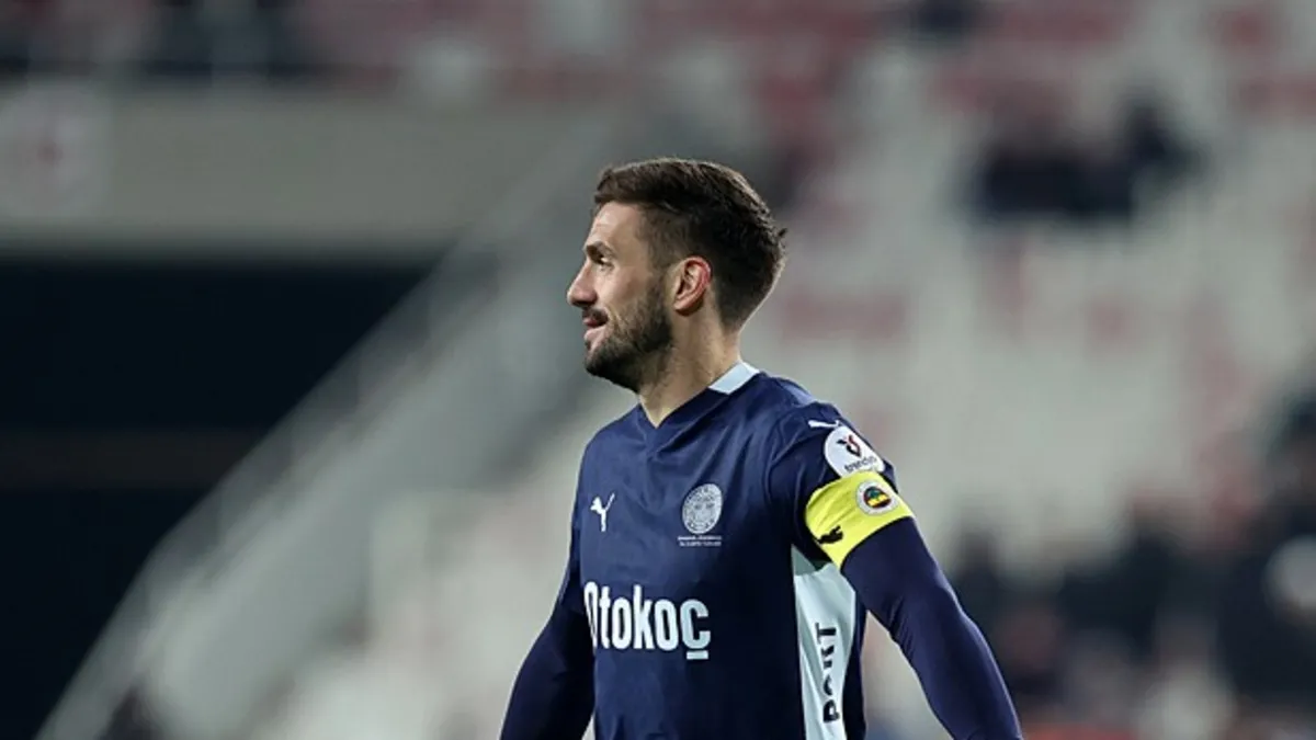 Tadic, iki golle takımını zaferi taşıdı skor katkısını 22'ye yükseltti!