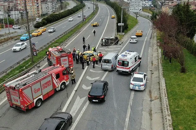 İstanbul Ataşehir'de zincirleme kaza!