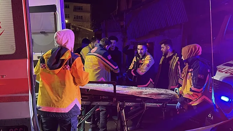 Sivas’ta iftar vakti dehşet: 15 yaşındaki çocuk babası ve ağabeyini öldürdü-3