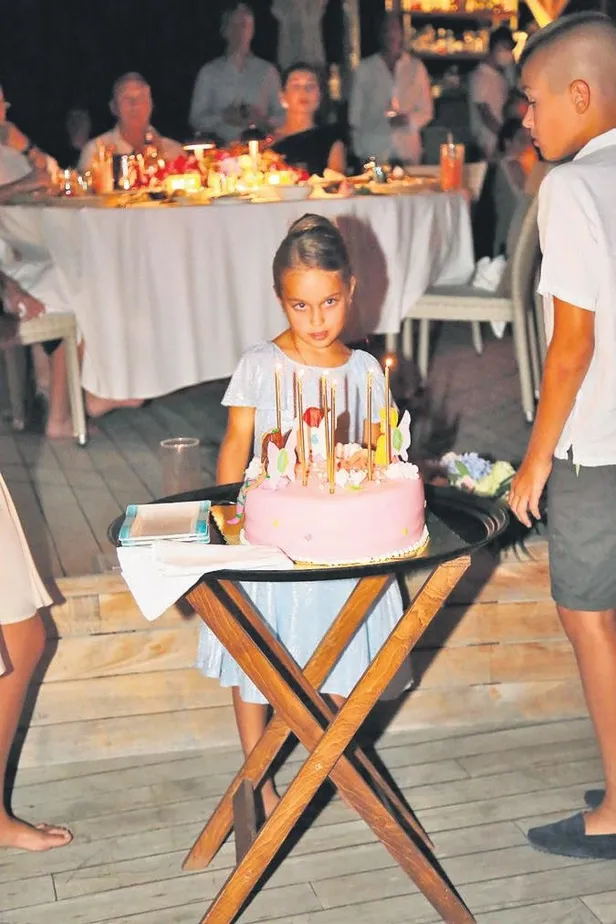 lukus-hayat-1596852079030.jpeg Ukraynalı iş adamı Oleksandr Yaroslavsky'dan minik kızı için Bodrum'da doğum günü partisi-4