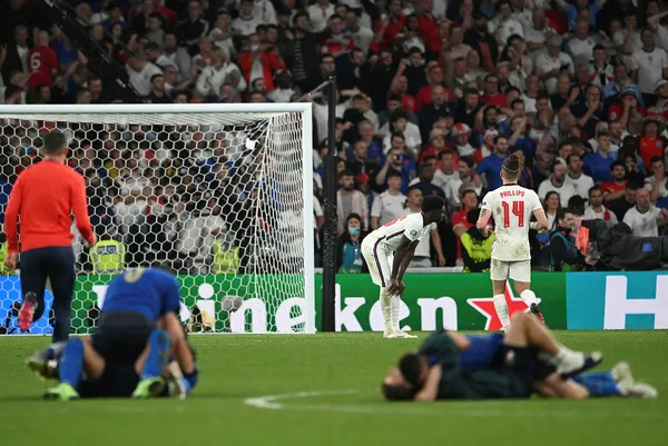 italya-ingiltereyi-penaltilarda-devirerek-avrupa-sampiyonu-oldu-1626041068329.jpg İtalya, İngiltere'yi penaltılarda devirerek Avrupa Şampiyonu oldu-5