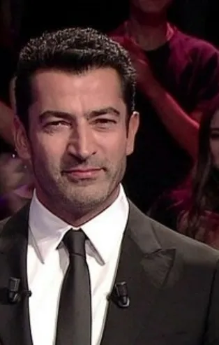 Fatih Sultan Mehmed hangi yıl doğmuştur?