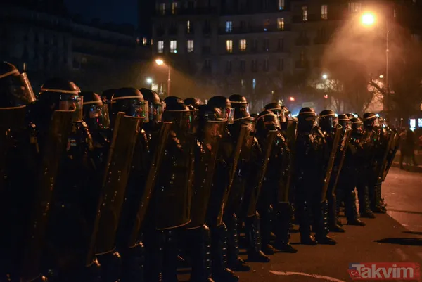 Paris yangın yeri! Fransa'daki 'emeklilik' reformu gösterilerinde gençler de sahnede: Macron'a tepki büyük - 29