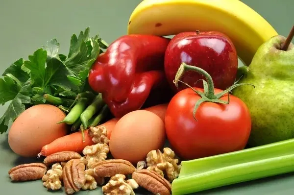protein-diyeti-ile-saglikli-zayiflama-1786055528890.jpeg Doğru diyet sağlıklı zayıflama: Protein ağırlıklı beslenme ile kas kaybı olmadan yağ yakımı mümkün-3