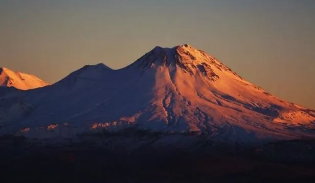 hasan-dagi-nerede-hangi-ilimizde-turkiyedeki-volkanik-daglar-hangileri-turkiyenin-volkanik-dagi-hasan-dagi-aktif-mi-volkanik-dag-nedir-1637240954556.jpg