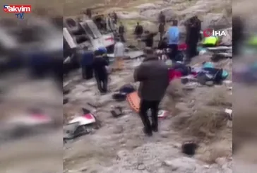 İran'da feci otobüs kazası: 10 ölü!