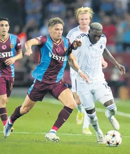 kopenhag-ile-0-0-berabere-kalan-trabzonspor-devler-ligine-veda-etti-1661385698605.jpeg