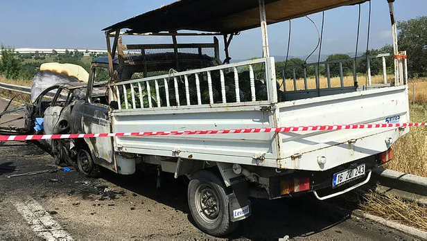 Bursa'da emniyet şeridinde korkunç kaza! Alev alev yandı-2